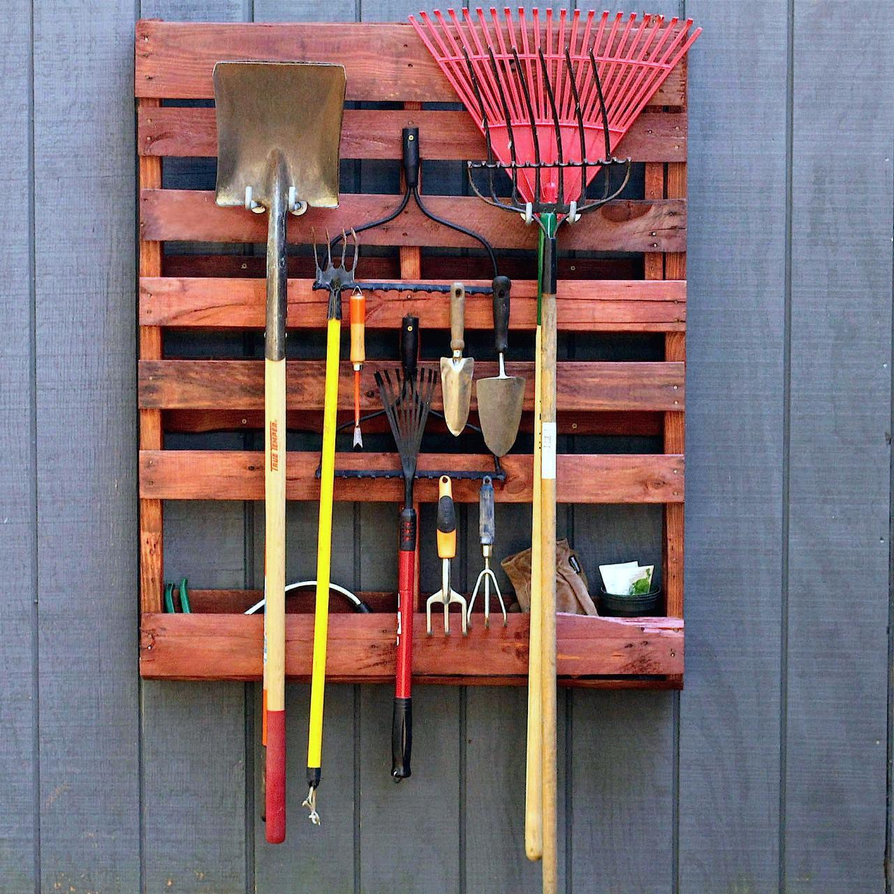diy garden tool storage