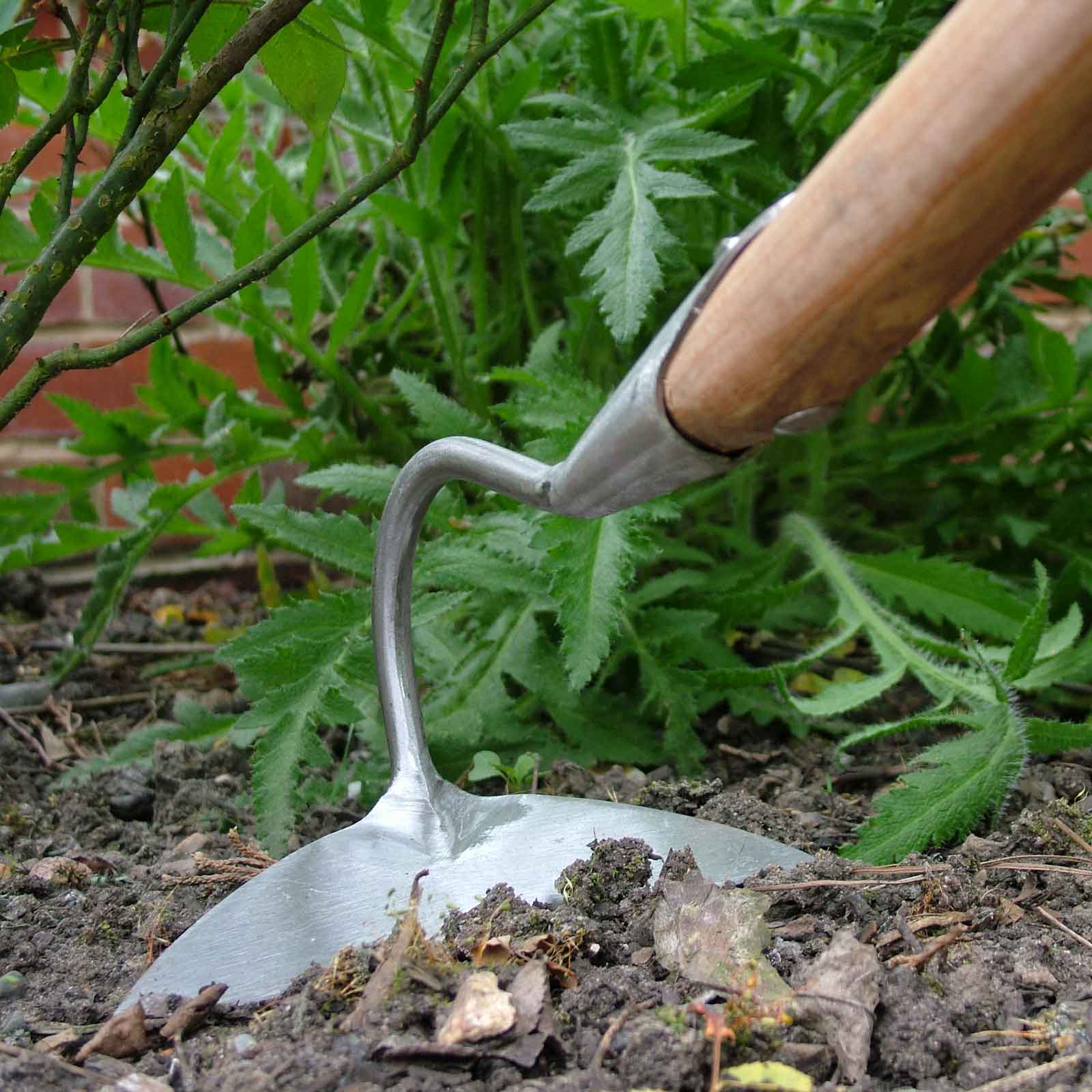 hand hoe garden tool