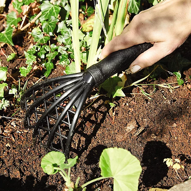 Garden Cultivator Hand Tool 