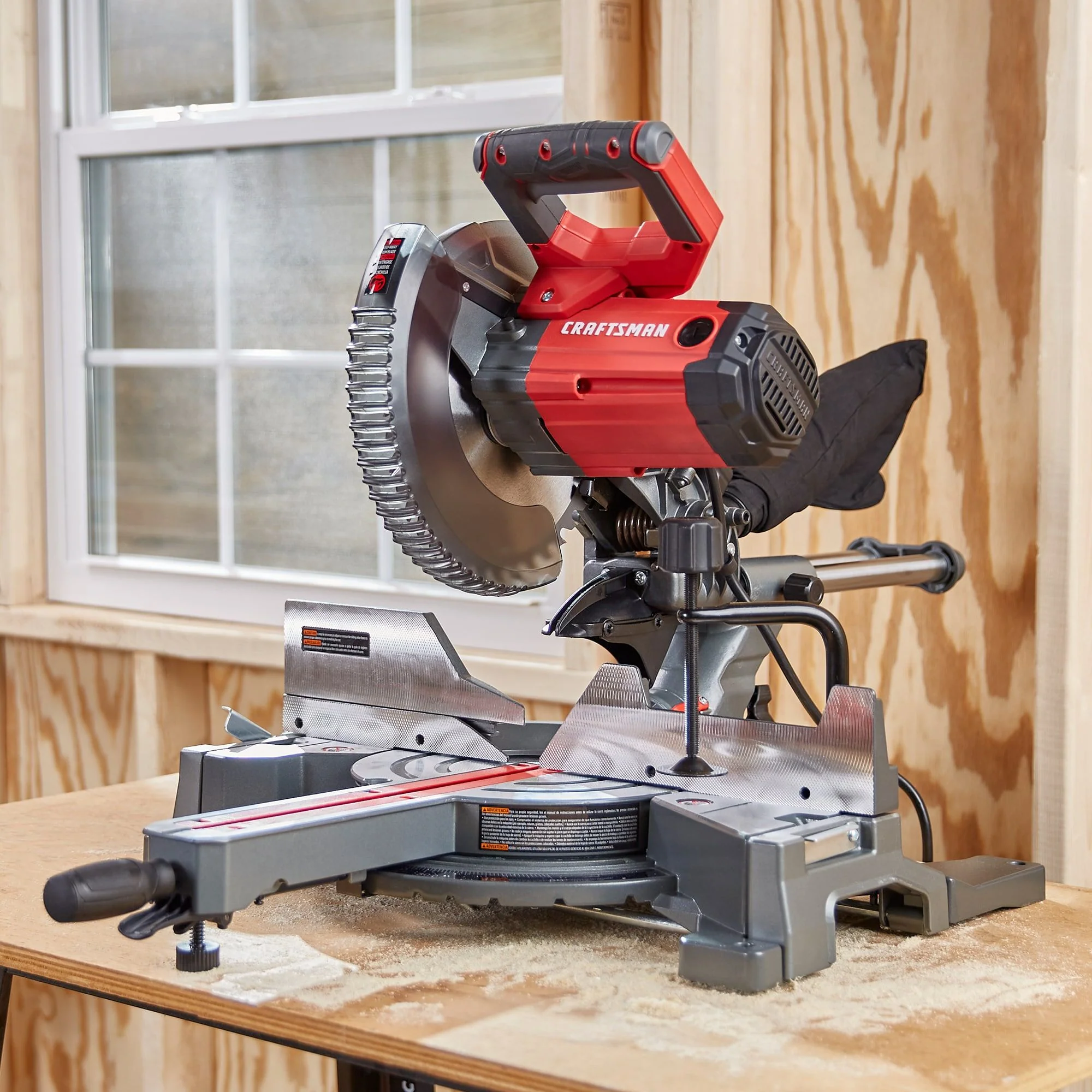 compound miter saws