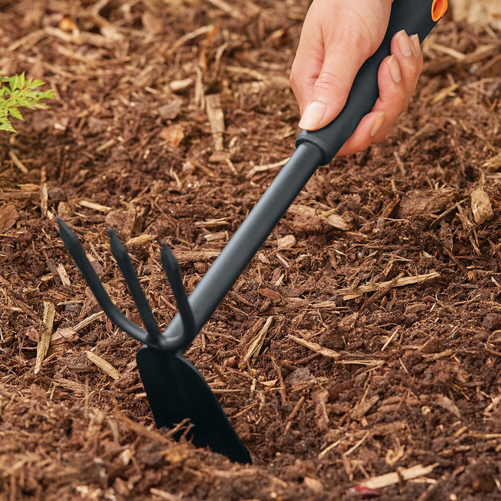 garden digging tools