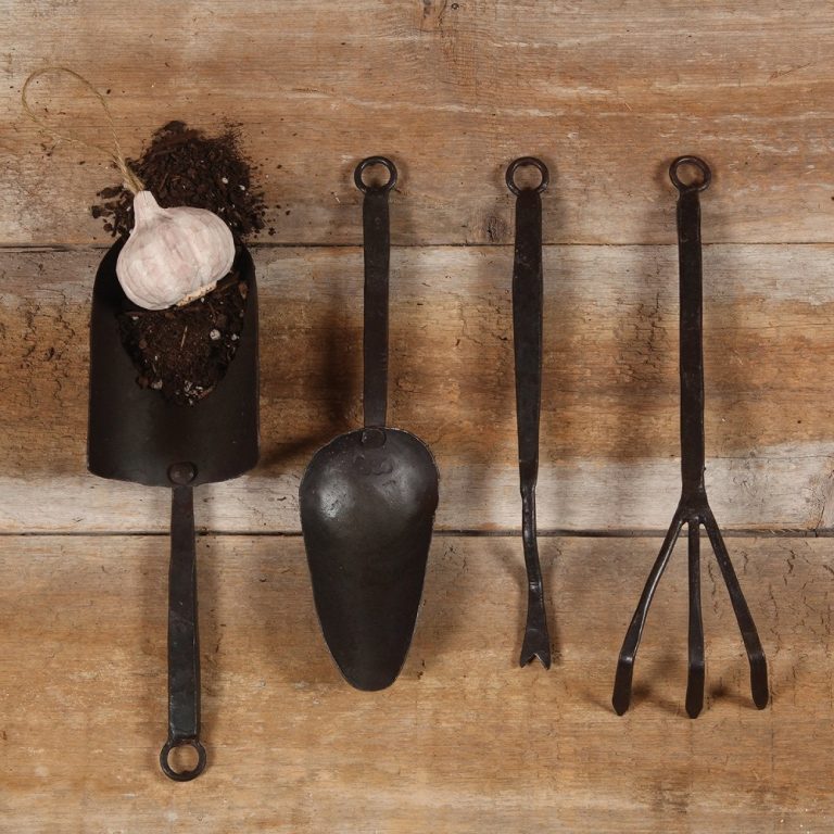 Antique Garden Tools: Tips and Tricks for Aspiring Collectors