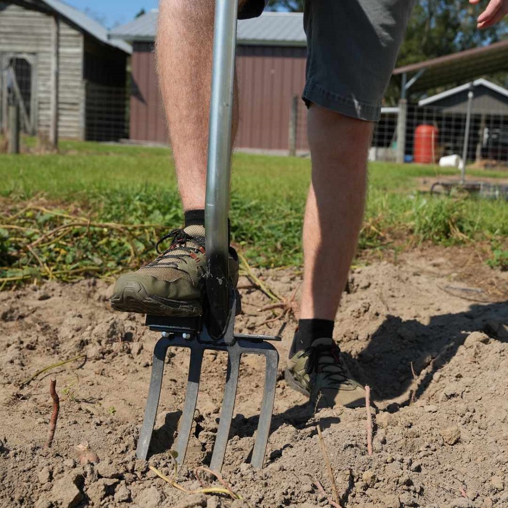 garden digging tools