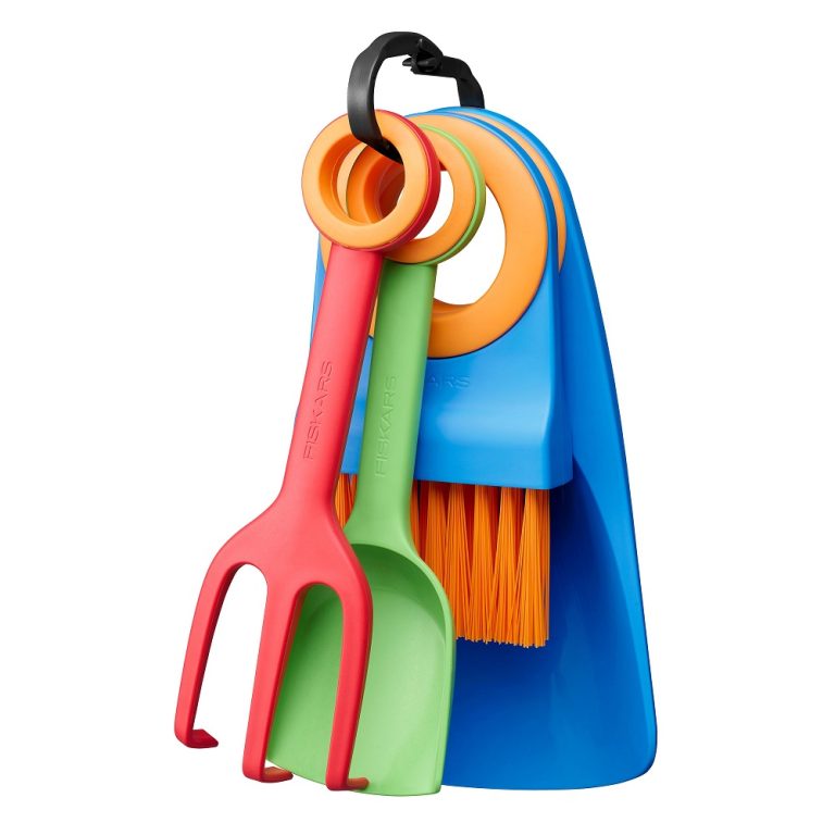 Children’s Garden Tools: How to Choose the Right Set for Your Kids
